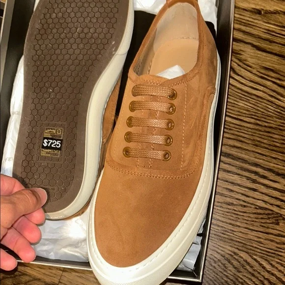 Giorgio Armani Brown Sneakers Minimalist Design brand new suede size eu41